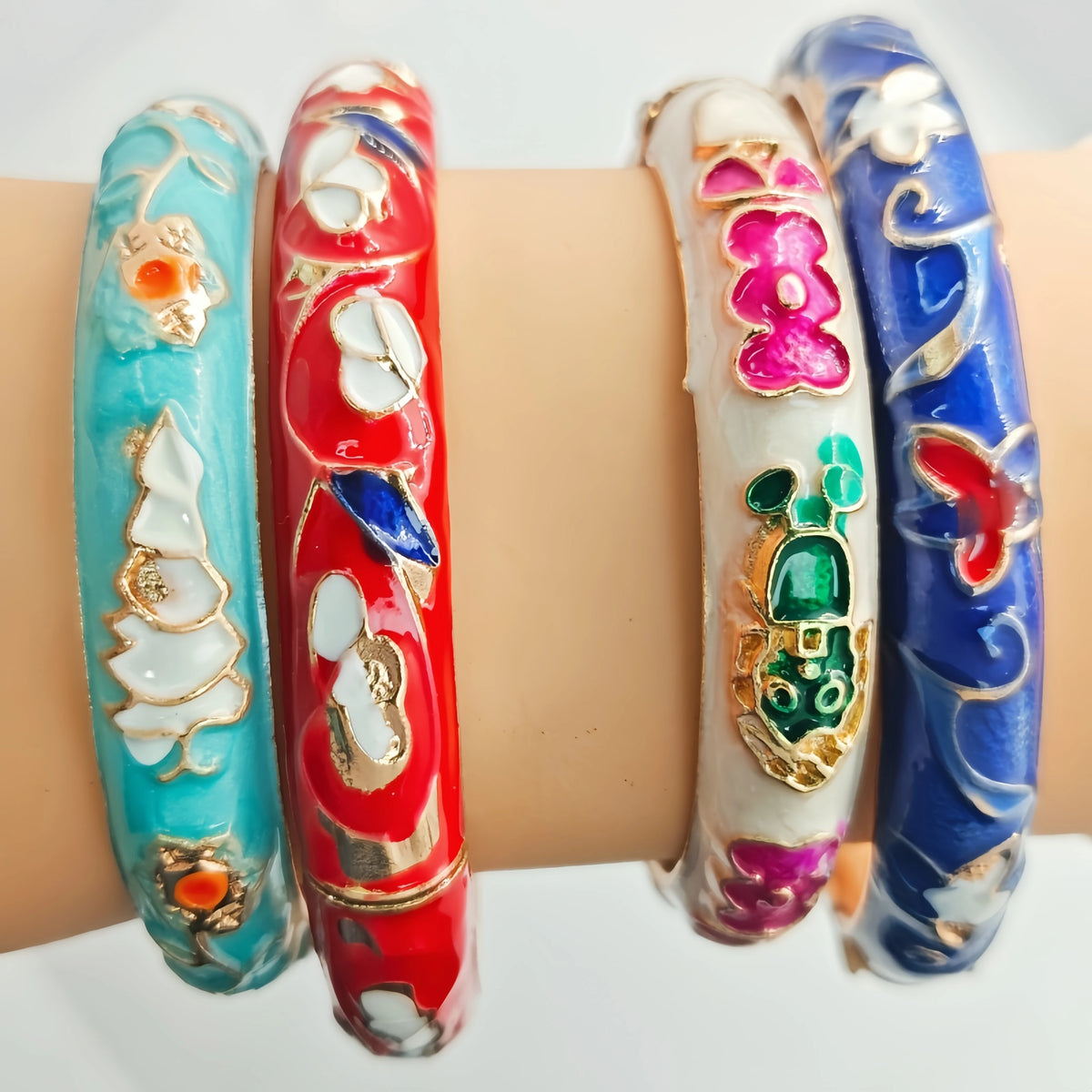 Women's Zinc Alloy Floral Enamel Open Cuff Bracelet 12-Piece Set