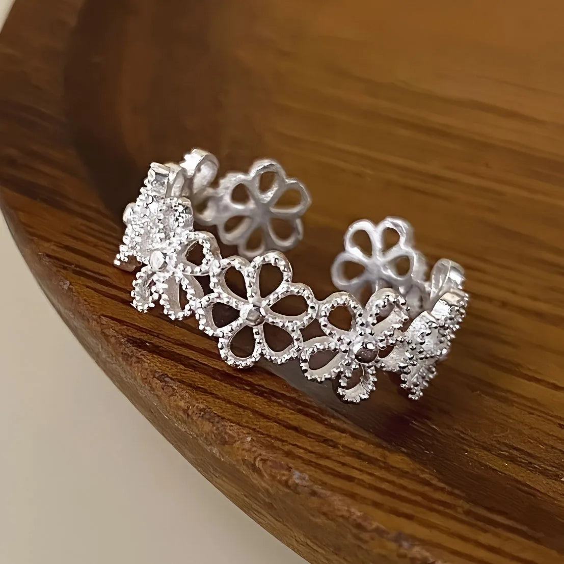Women's 925 Sterling Silver Hollow Out Flower Ring