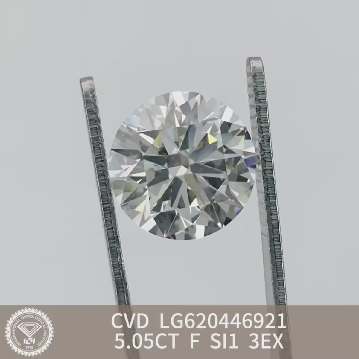 Unisex Round Cut Certified Lab Grown Diamond