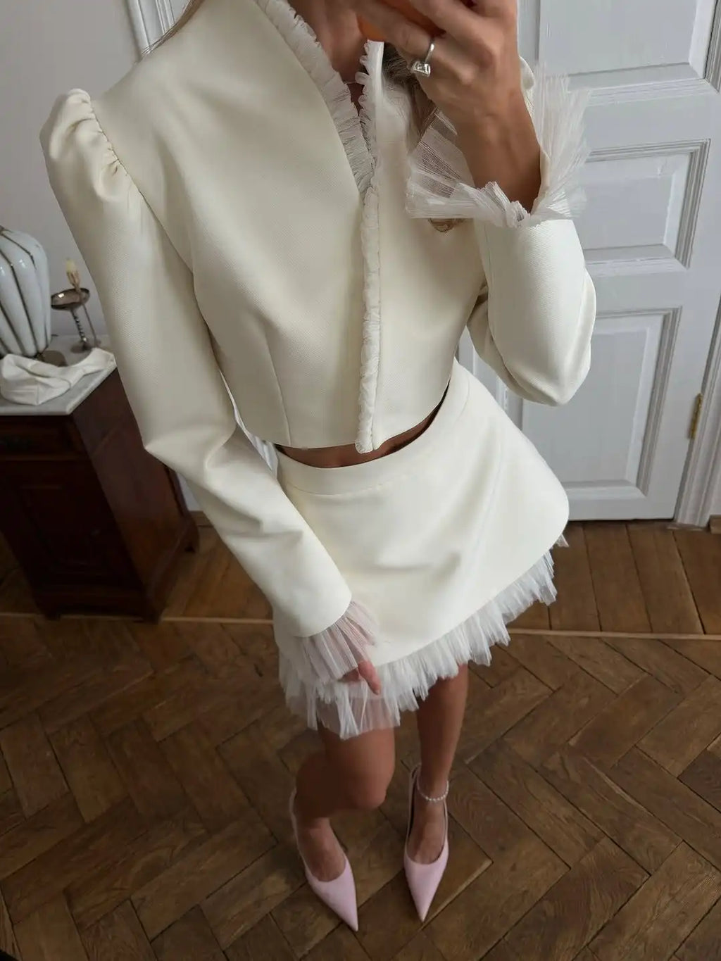 Women White Tulle Patchwork Skirt Set Solid V-neck Long Sleeve Cropped Top Slim Maxi Skirts Suit Lady 2026 Commuter Outfits